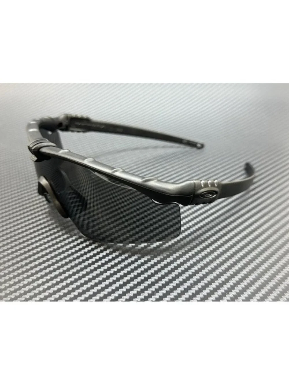 New Oakley Men Matte Black Sunglasses 68-22-135